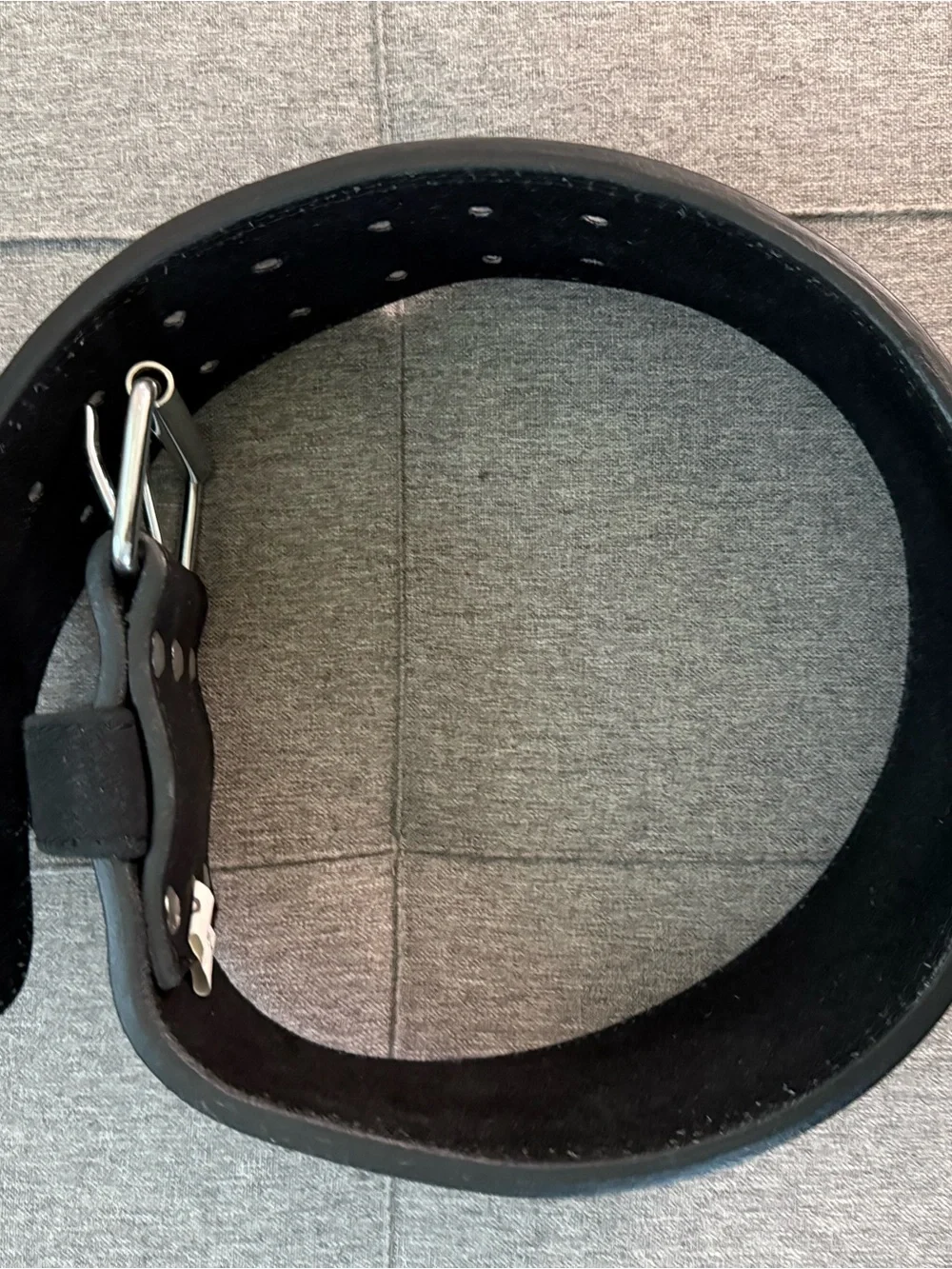 Black Weightlifting Belt